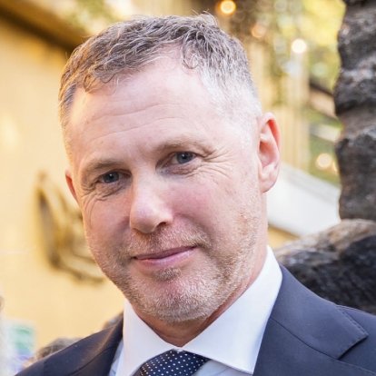 Ken Lundy is a Senior Negotiator.